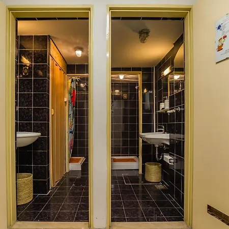 Hostel Npoznam