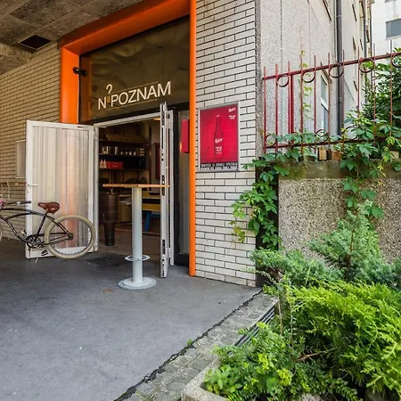 Npoznam * Λιουμπλιάνα